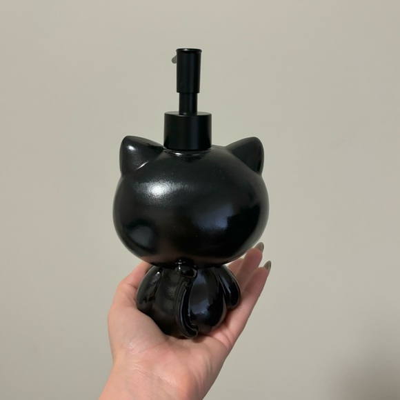 Rare HTF Sanrio Hello Kitty Black Cat Costume Lotion Soap Dispenser Kawaii Cute - Picture 2 of 2